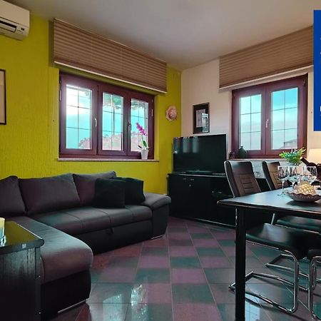 Apartman Ladybird Πούλα Εξωτερικό φωτογραφία